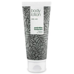 Body Lotion til tør hud og mod bumser â Fugtgivende creme til tør og uren hud på kroppen - Tea Tree Oil / 500 ml - Australian Bodycare